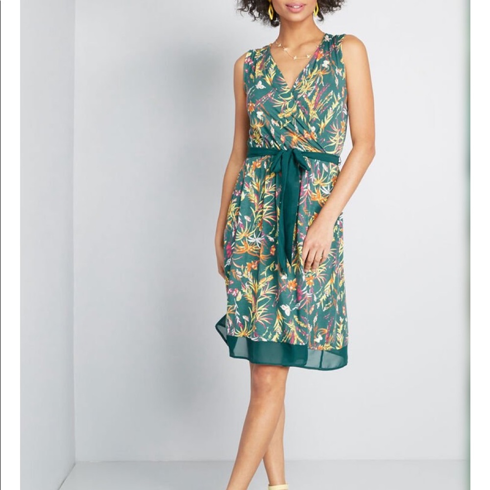 New ModCloth green floral wrap front dress